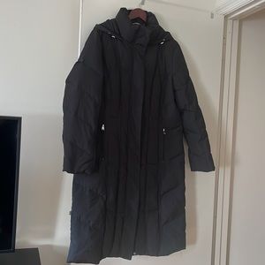 Calvin Klein women’s puffer coat!!!